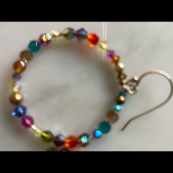 Rainbow colored glass bead hoops - Picture 5 of 6